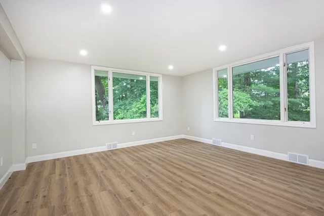 $765,000 | 32 Aylesbury Road, Worcester, MA 01609