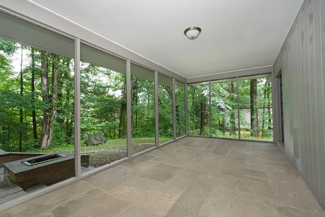 $765,000 | 32 Aylesbury Road, Worcester, MA 01609