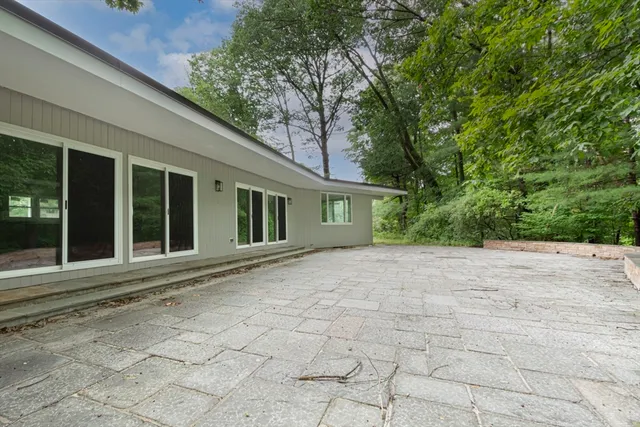 $765,000 | 32 Aylesbury Road, Worcester, MA 01609