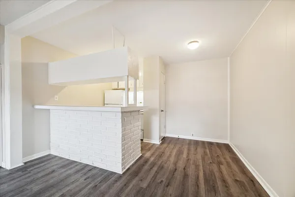 $1,300 | 3259 Branard Street, Unit 7, Houston, TX 77098
