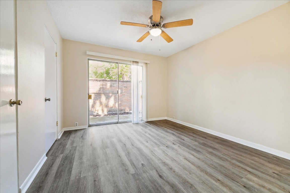 3259 Branard Street, Unit 7 Houston, TX 77098 - Photo 7 of 10