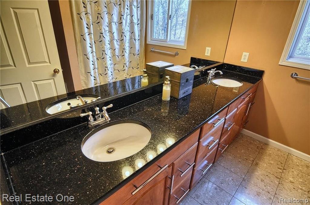 3815 East Coon Lake Road Howell, MI 48843 - Photo 20 of 30