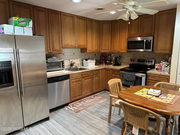 $2,200 | 119 Muhlen Platz, Unit C, Freehold, NJ 07728