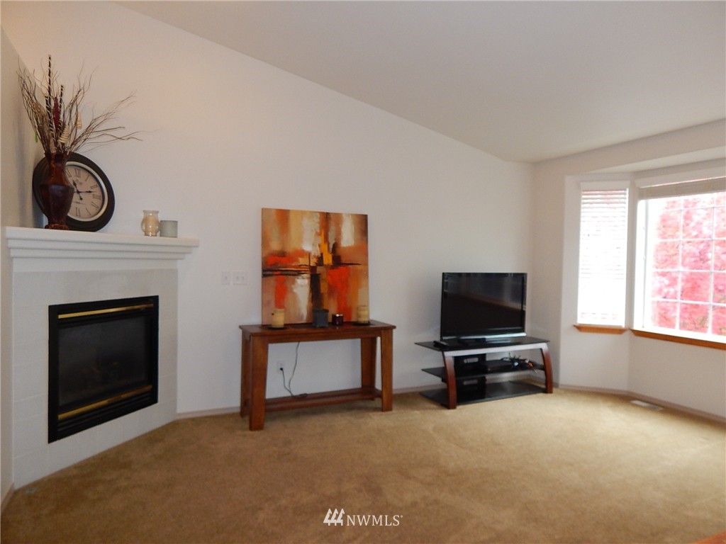 625 57th Street Southwest Everett, WA 98203 - Photo 6 of 25 Gallery Image 6