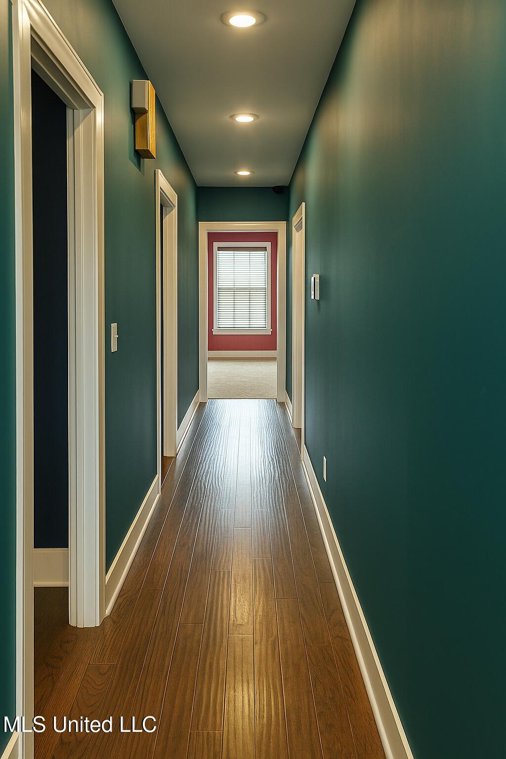 4638 Balterson Loop South Olive Branch, MS 38654 - Photo 21 of 26 hallway