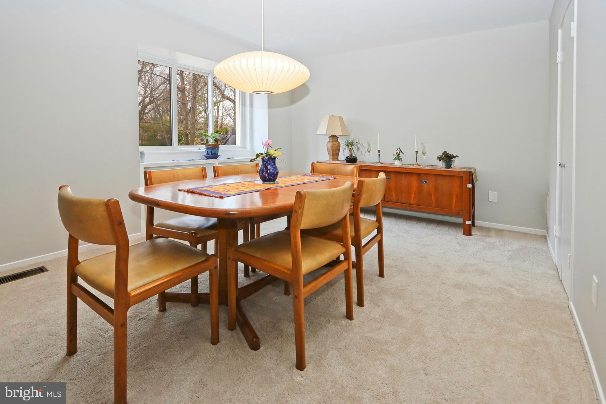 1648 Bentana Way Reston, VA 20190 - Photo 5 of 43 Separate dining room