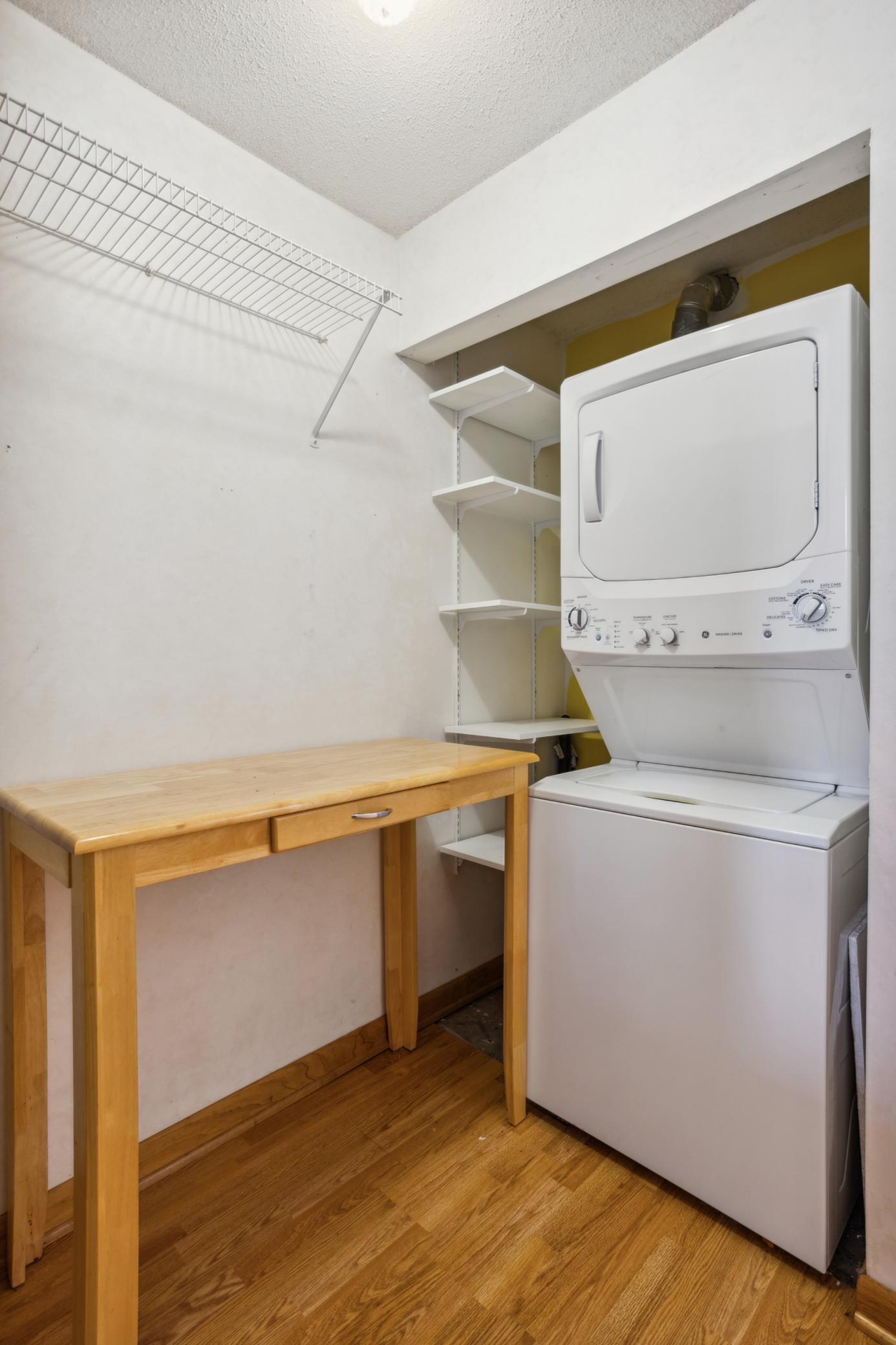 8928 Neill Lake Road, Unit 105 Eden Prairie, MN 55347 - Photo 6 of 17