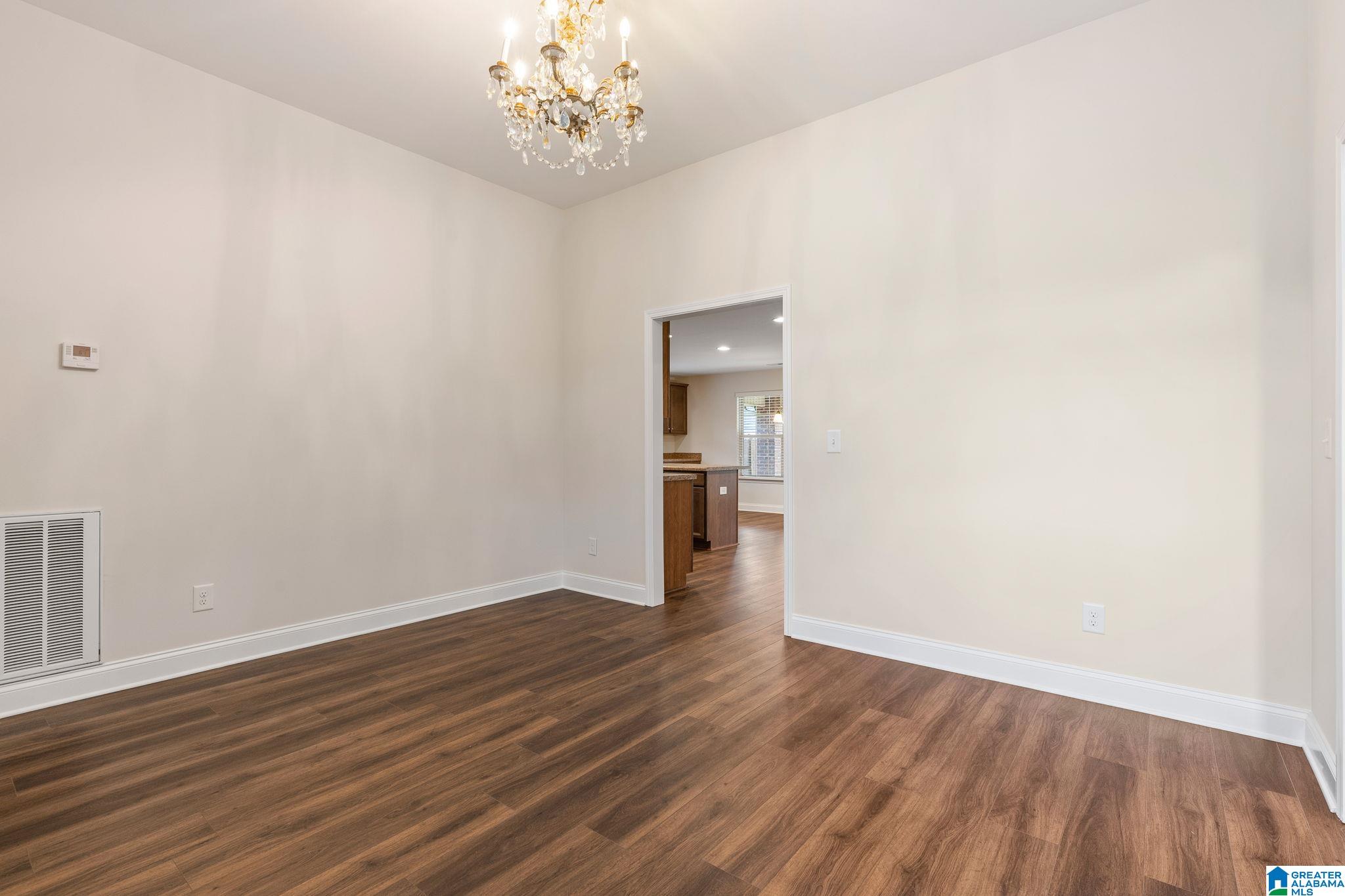320 Golden Meadows Place Alabaster, AL 35007 - Photo 12 of 31
