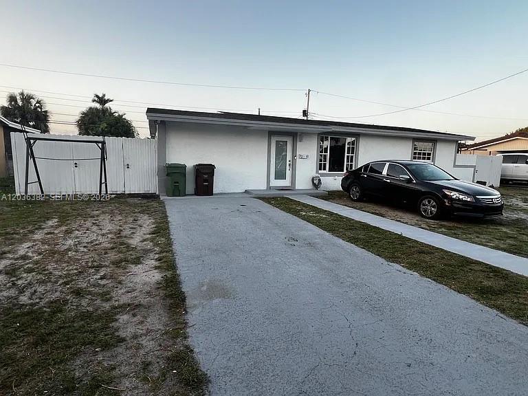 1271 West 79th Street Hialeah, FL 33014 - Photo 2 of 24