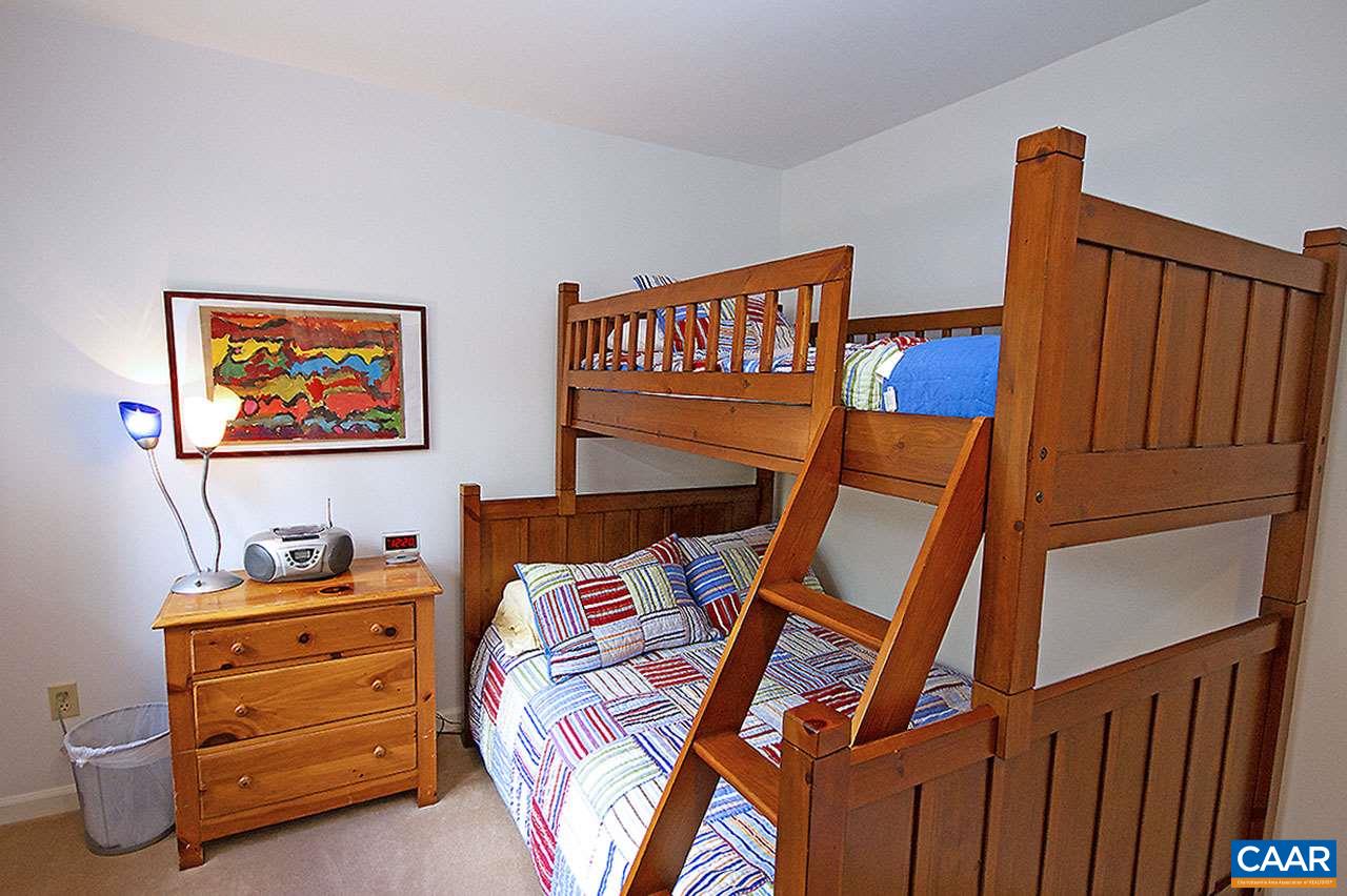 23 Shenandoah Ridge Roseland, VA 22967 - Photo 21 of 26 Third guest bedroom.