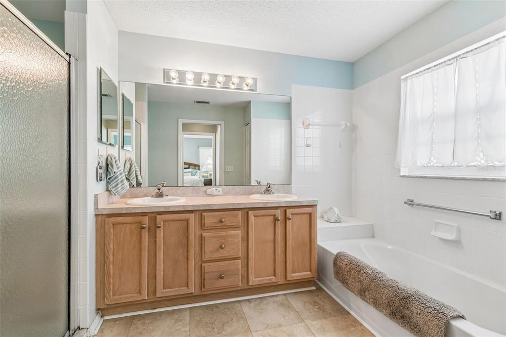 11630 Wheatfield Loop Hudson, FL 34667 - Photo 20 of 64 Gallery Image 20