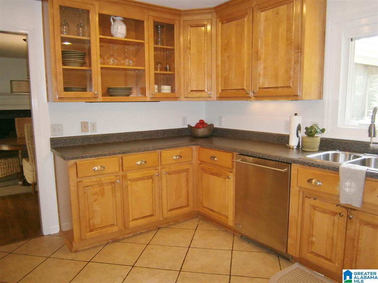 3309 Circle Hill Road Birmingham, AL 35243 - Photo 9 of 35