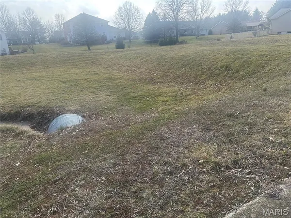 $31,000 | 113 Benham Drive, Millstadt, IL 62260