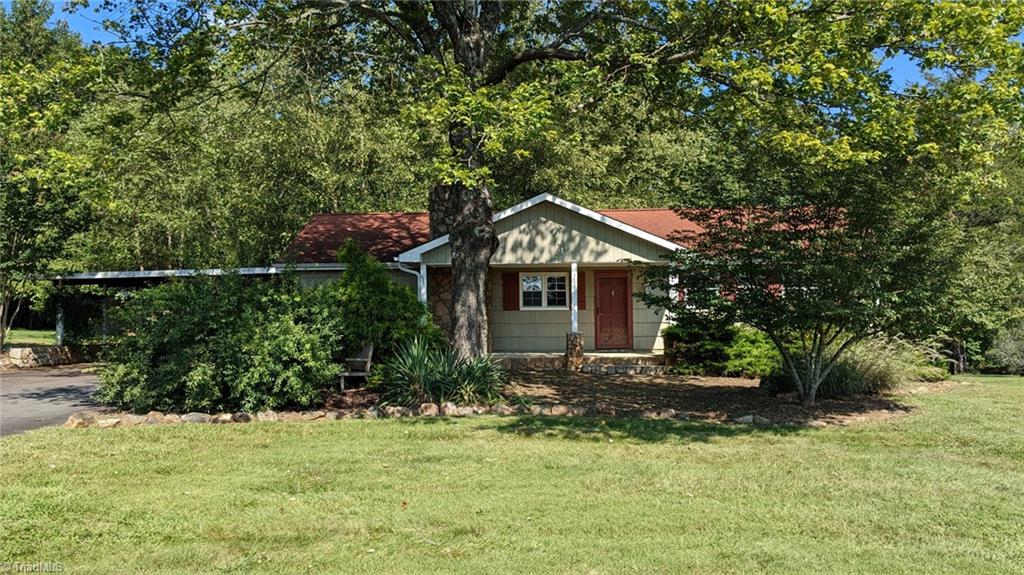 2117 Murray Road State Road, NC 28676 - Photo 1 of 19 Gallery Image 1