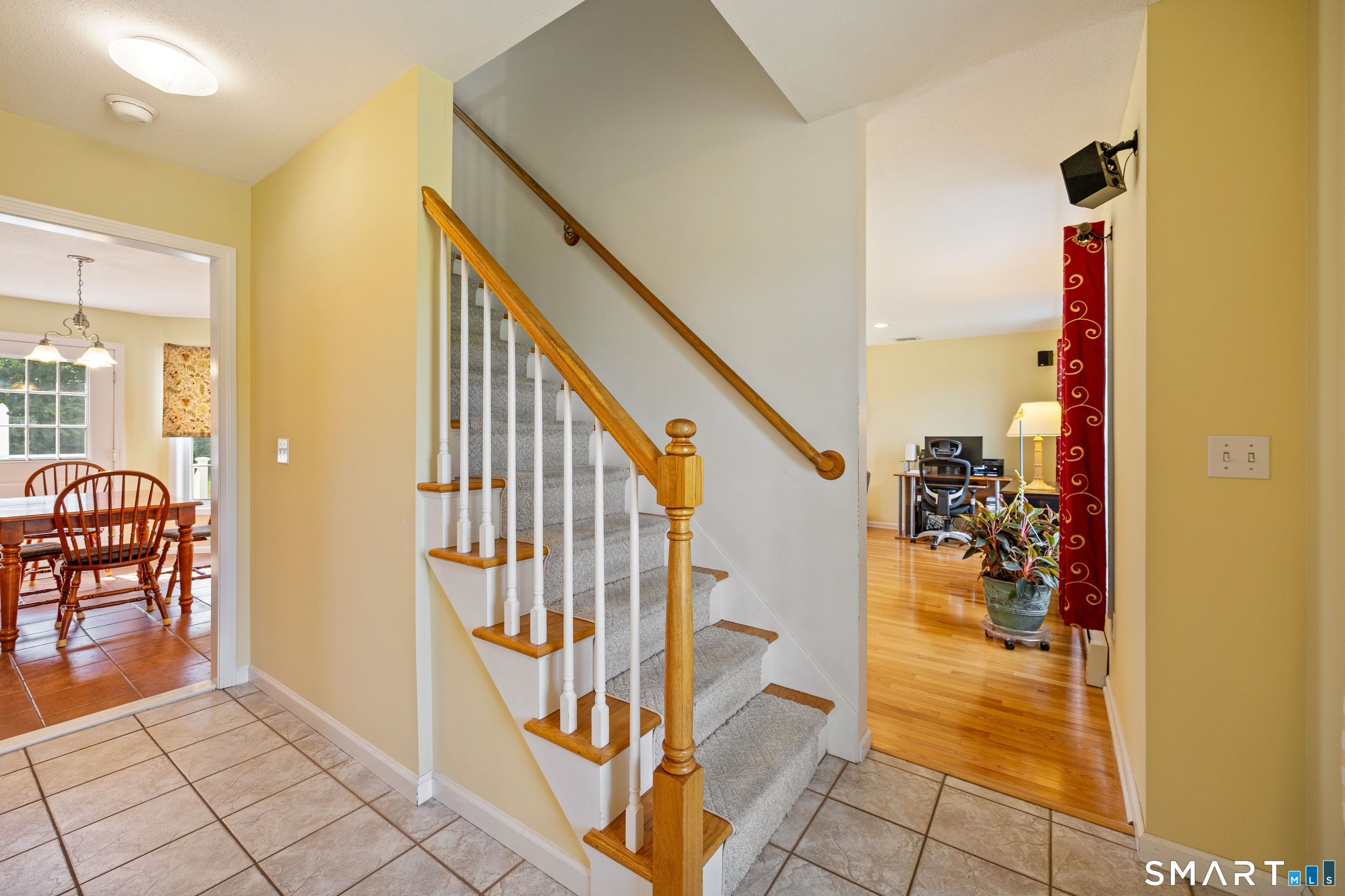 39 Old Farm Road Plymouth, CT 06786 - Photo 5 of 38