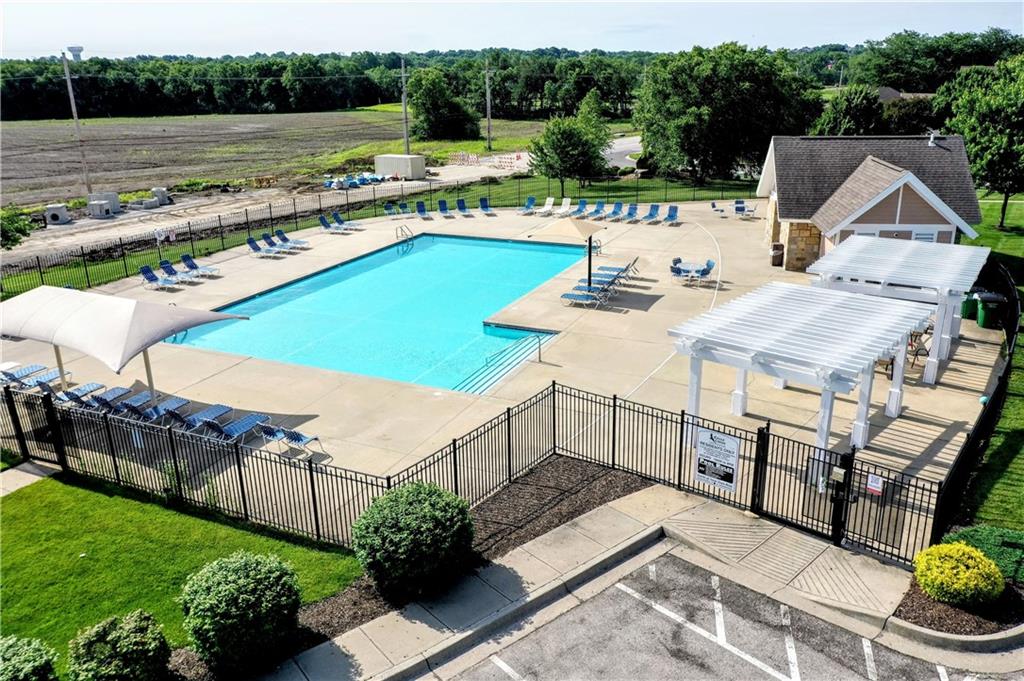 2221 Southwest HawkView Road Lee's Summit, MO 64082 - Photo 56 of 56
