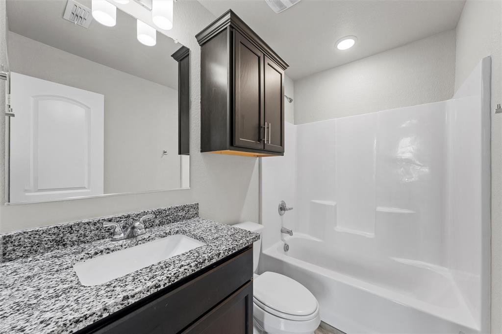 3921 Centerfire Road Waco, TX 76705 - Photo 4 of 16