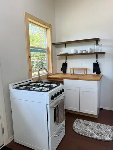 $145,000 | 94 Pele Street, Naalehu, HI 96772