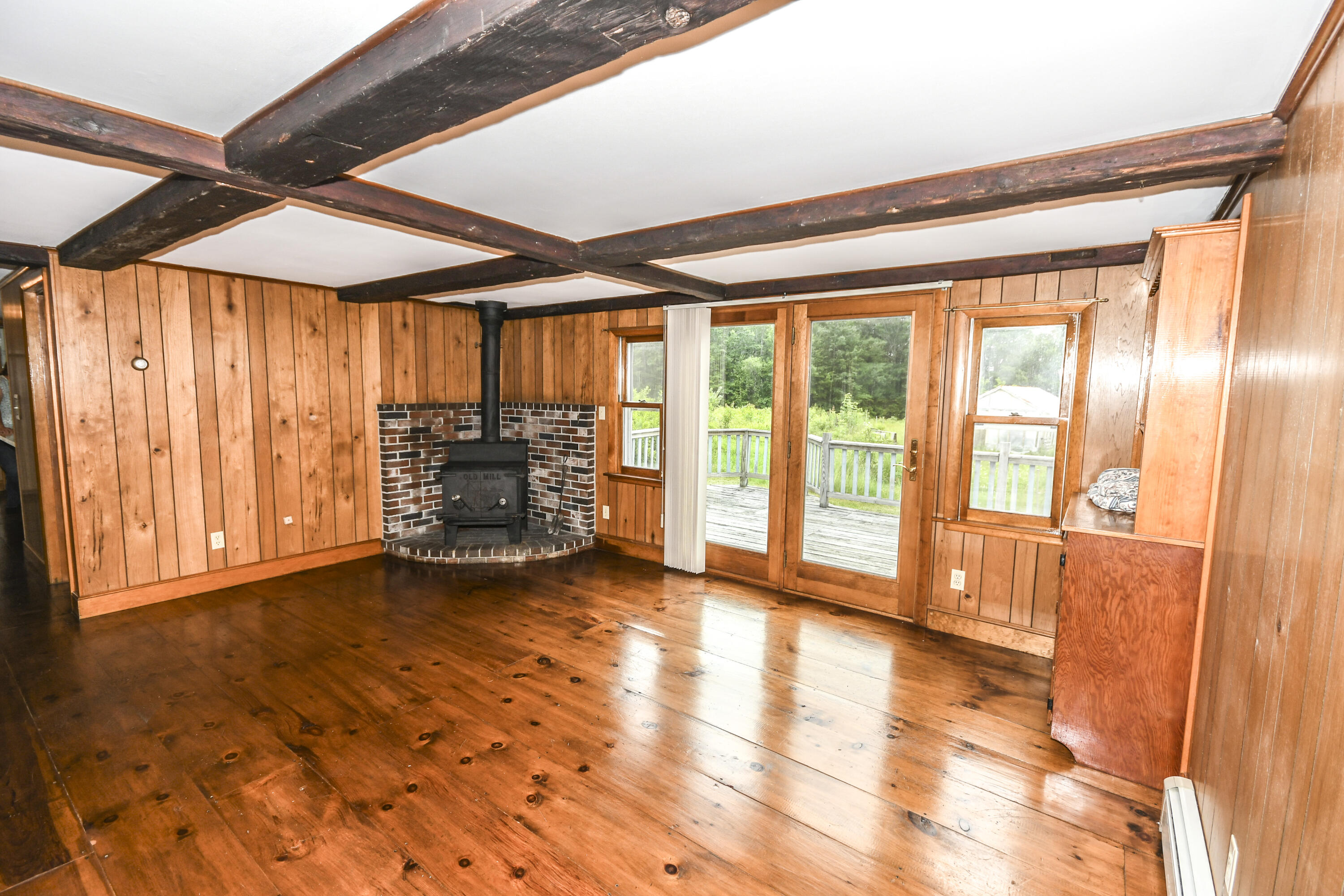 152 Raymond Hill Road Raymond, ME 04071 - Photo 3 of 25 Livingroom