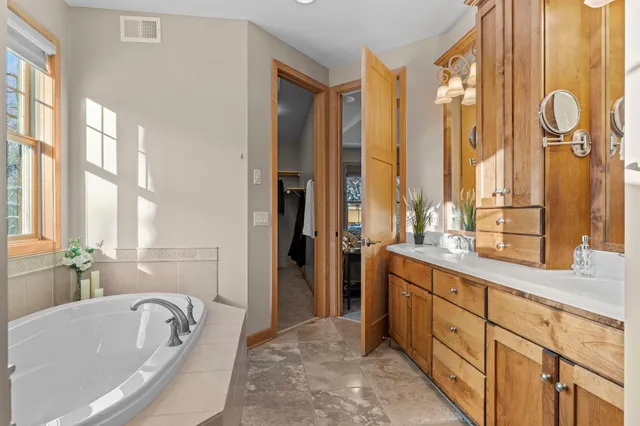 $1,295,000 | 10064 Adam Avenue, Inver Grove Heights, MN 55077