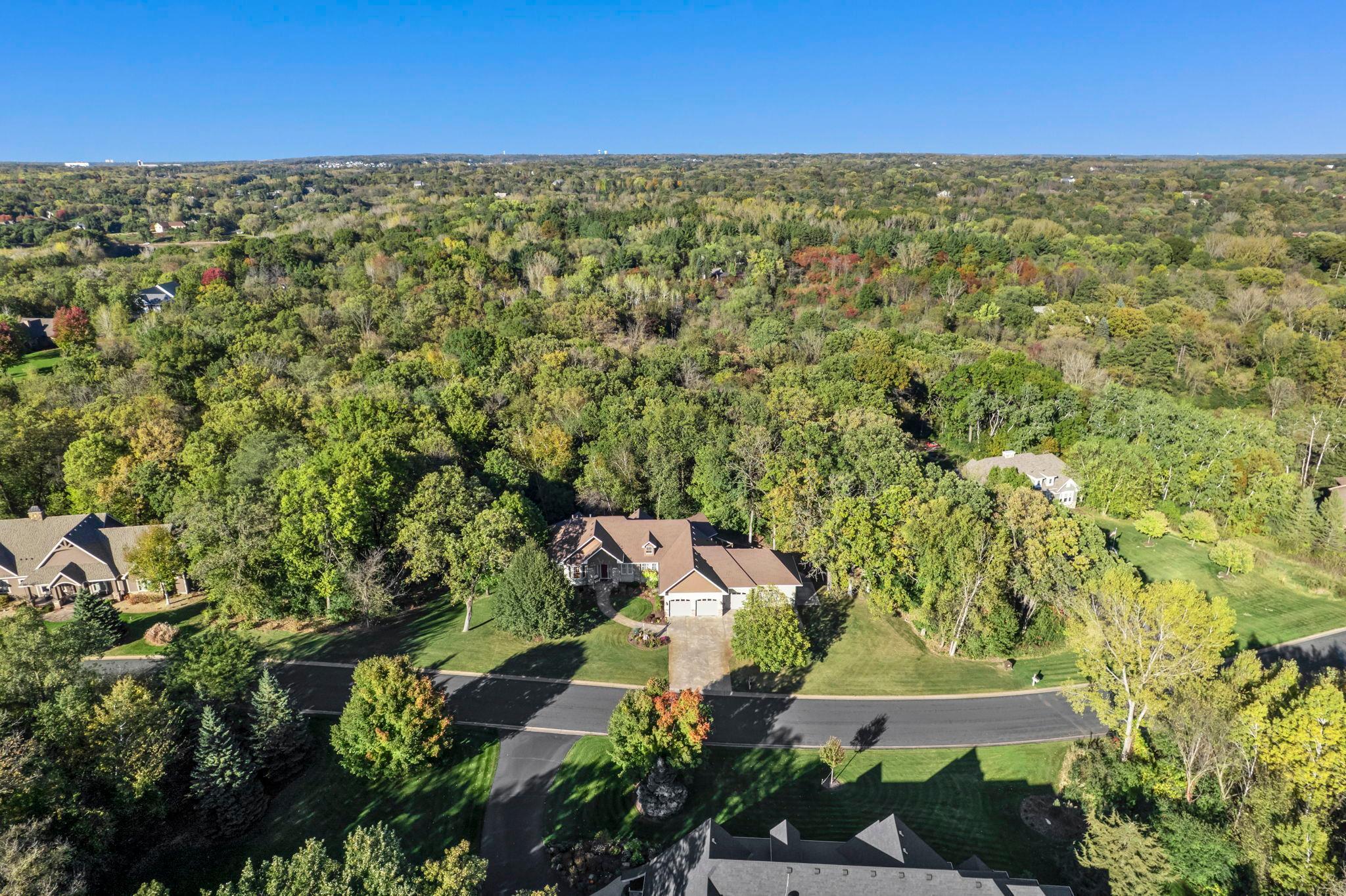 10064 Adam Avenue Inver Grove Heights, MN 55077 - Photo 2 of 38