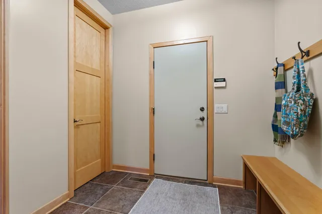 $1,295,000 | 10064 Adam Avenue, Inver Grove Heights, MN 55077