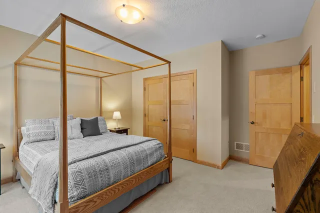 $1,295,000 | 10064 Adam Avenue, Inver Grove Heights, MN 55077