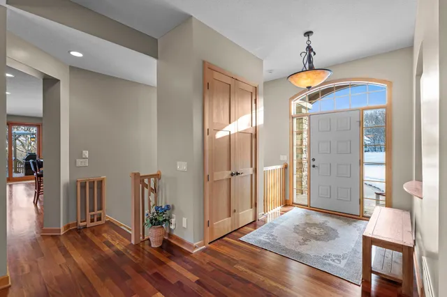 $1,295,000 | 10064 Adam Avenue, Inver Grove Heights, MN 55077