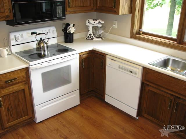 10606 Hickory Tree Road Fort Wayne, IN 46845 - Photo 18 of 30