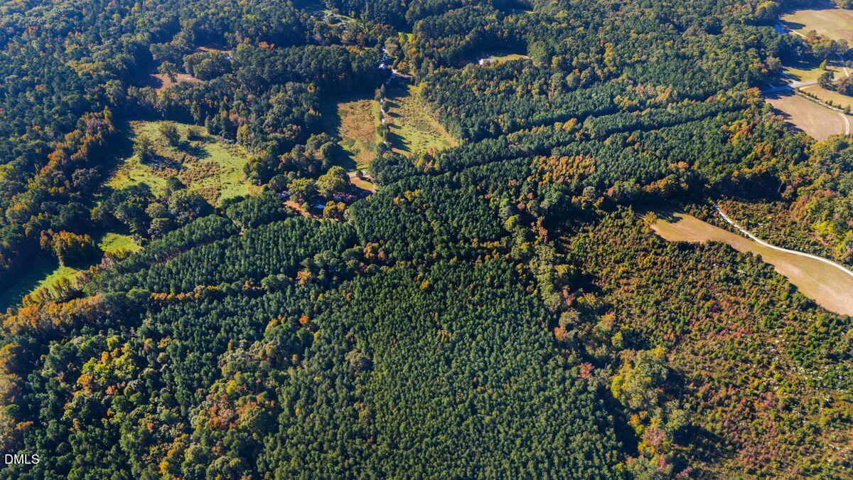 268 Poole Road East New Hill, NC 27562 - Photo 9 of 21 photo_offline_010