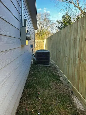 $1,650 | 704 Avenue I, Conroe, TX 77301