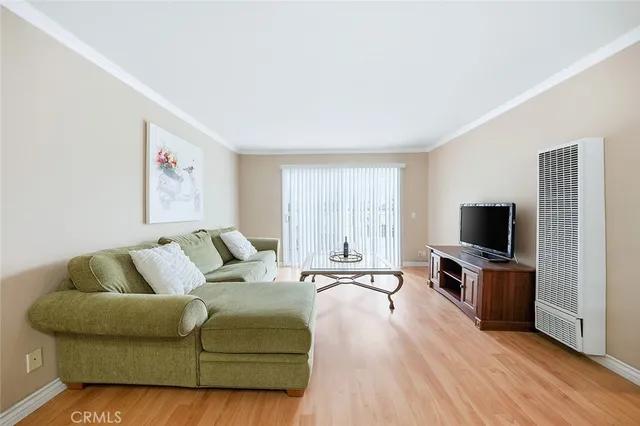 $465,000 | 637 Atlantic Avenue, Unit 3, Long Beach, CA 90802