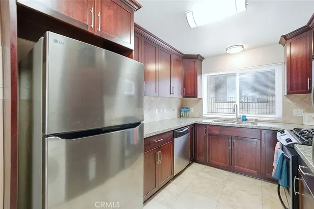 $465,000 | 637 Atlantic Avenue, Unit 3, Long Beach, CA 90802