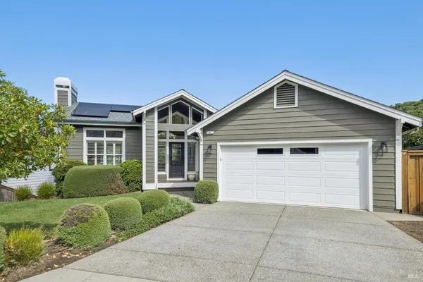 $2,450,000 | 4 Meadow Ridge Drive, Corte Madera, CA 94925