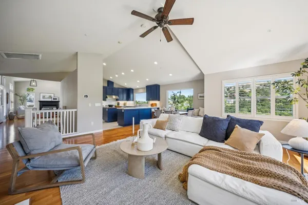 $2,450,000 | 4 Meadow Ridge Drive, Corte Madera, CA 94925