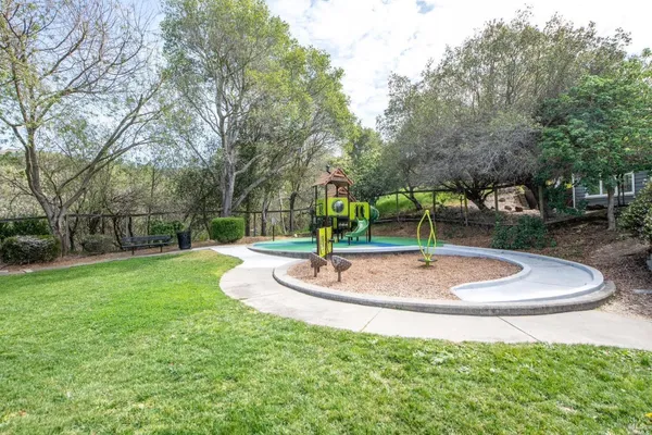$2,450,000 | 4 Meadow Ridge Drive, Corte Madera, CA 94925