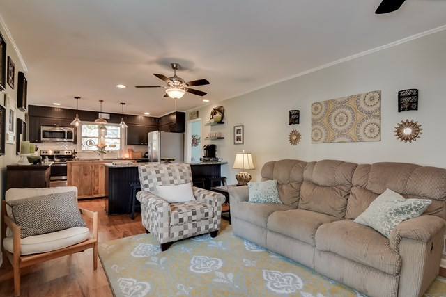 437 Parliament Road Augusta, GA 30907 - Photo 16 of 35 Family Room