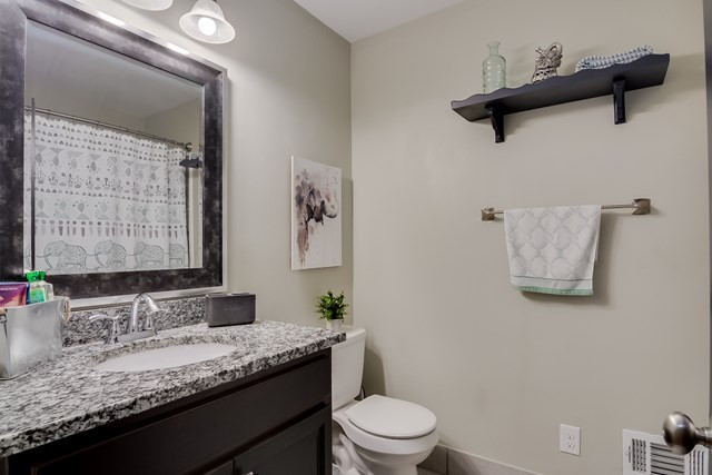 437 Parliament Road Augusta, GA 30907 - Photo 23 of 35 Bathroom #2