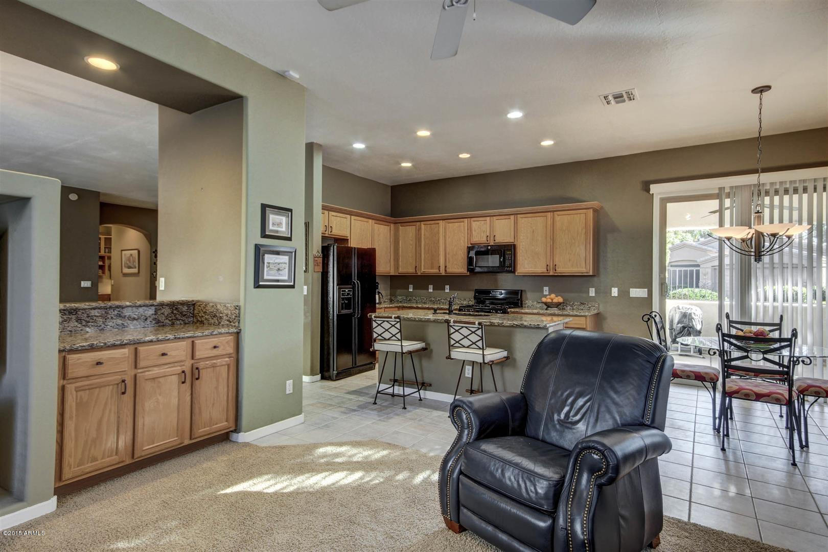 3931 East Carson Road Phoenix, AZ 85042 - Photo 15 of 36 Carson (21)