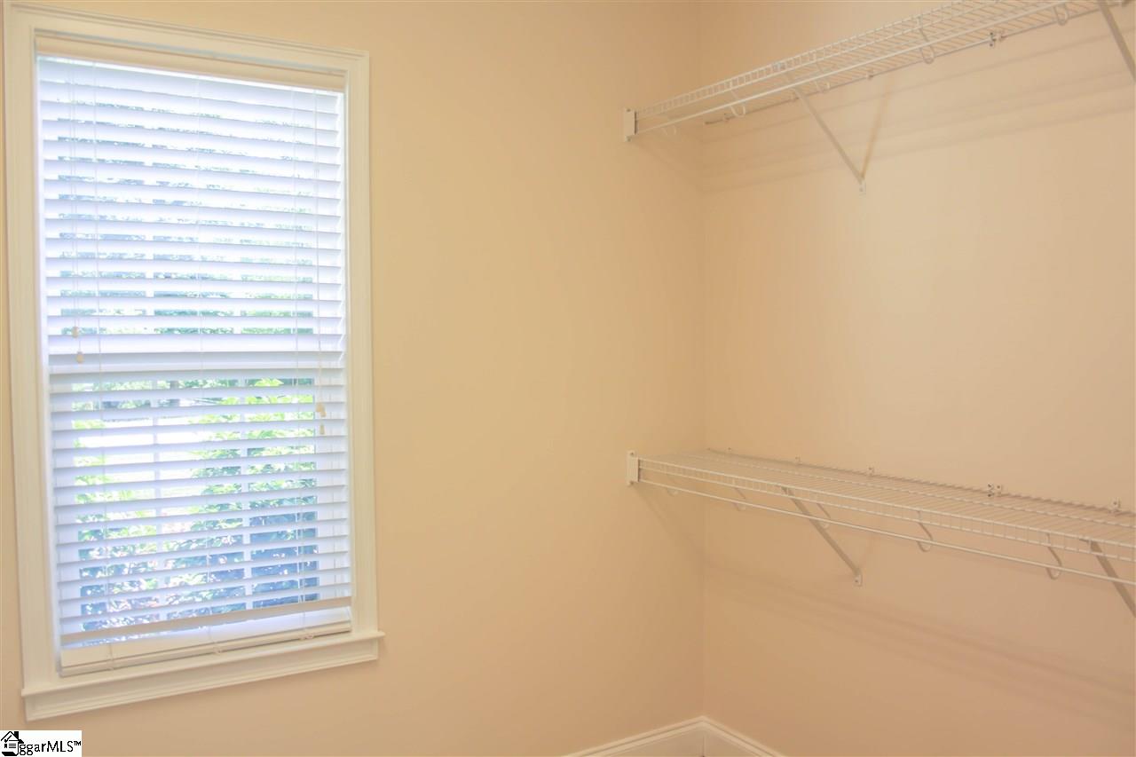 2491 Poole Road Greer, SC 29651 - Photo 14 of 35