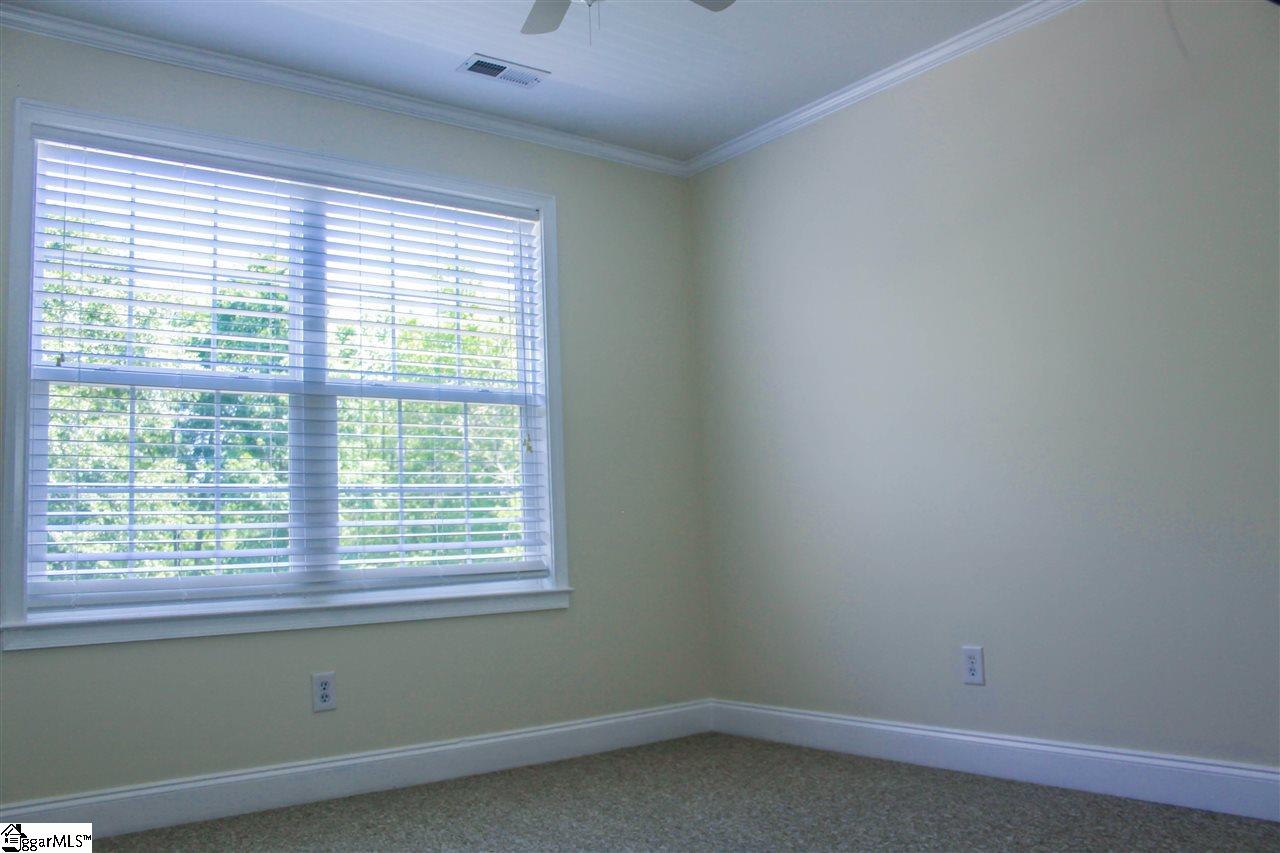 2491 Poole Road Greer, SC 29651 - Photo 22 of 35