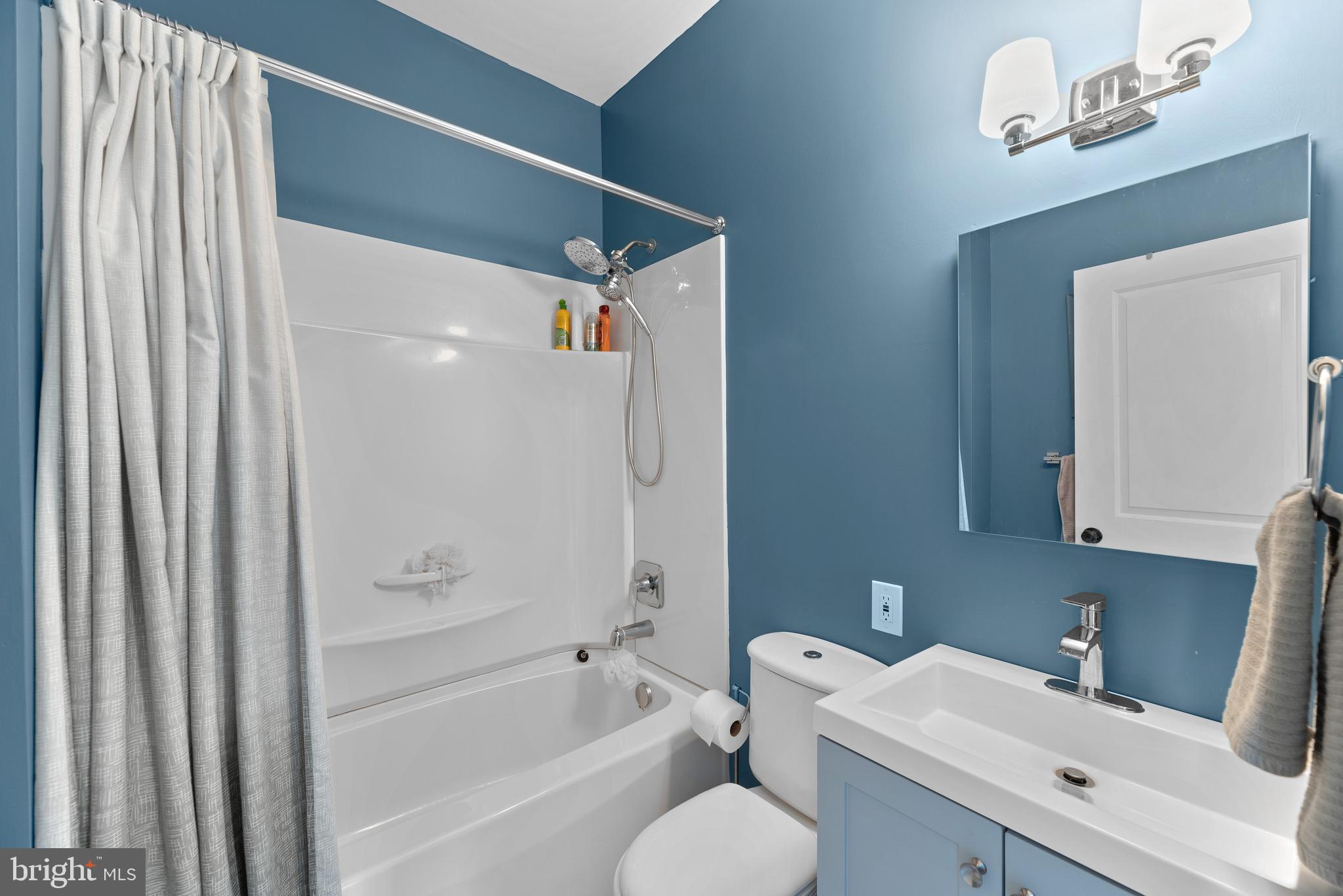 15214 Frederick Road Woodbine, MD 21797 - Photo 37 of 48 Full Bath