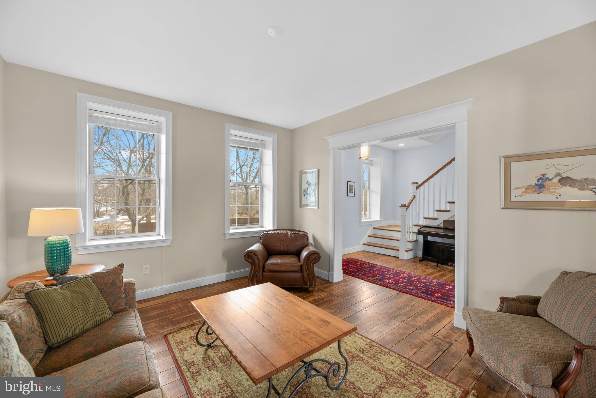 15214 Frederick Road Woodbine, MD 21797 - Photo 7 of 48 Living Room