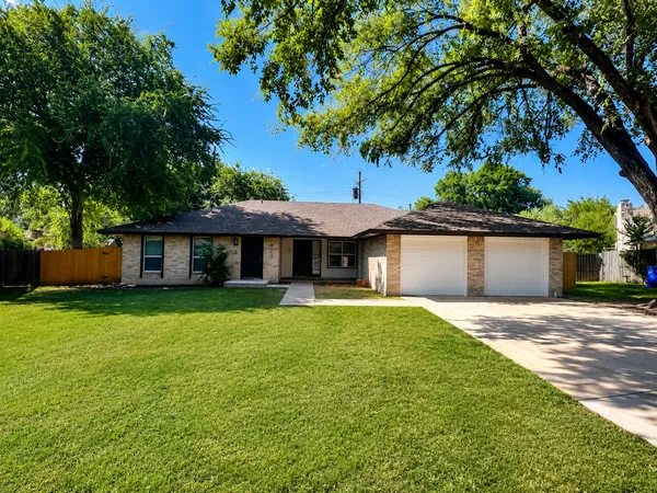 $2,050 | 8012 Pinedale Cove, Unit A, Austin, TX 78757