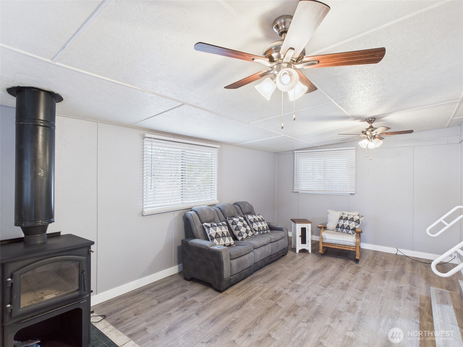 927 Hesse Boulevard Republic, WA 99166 - Photo 5 of 15