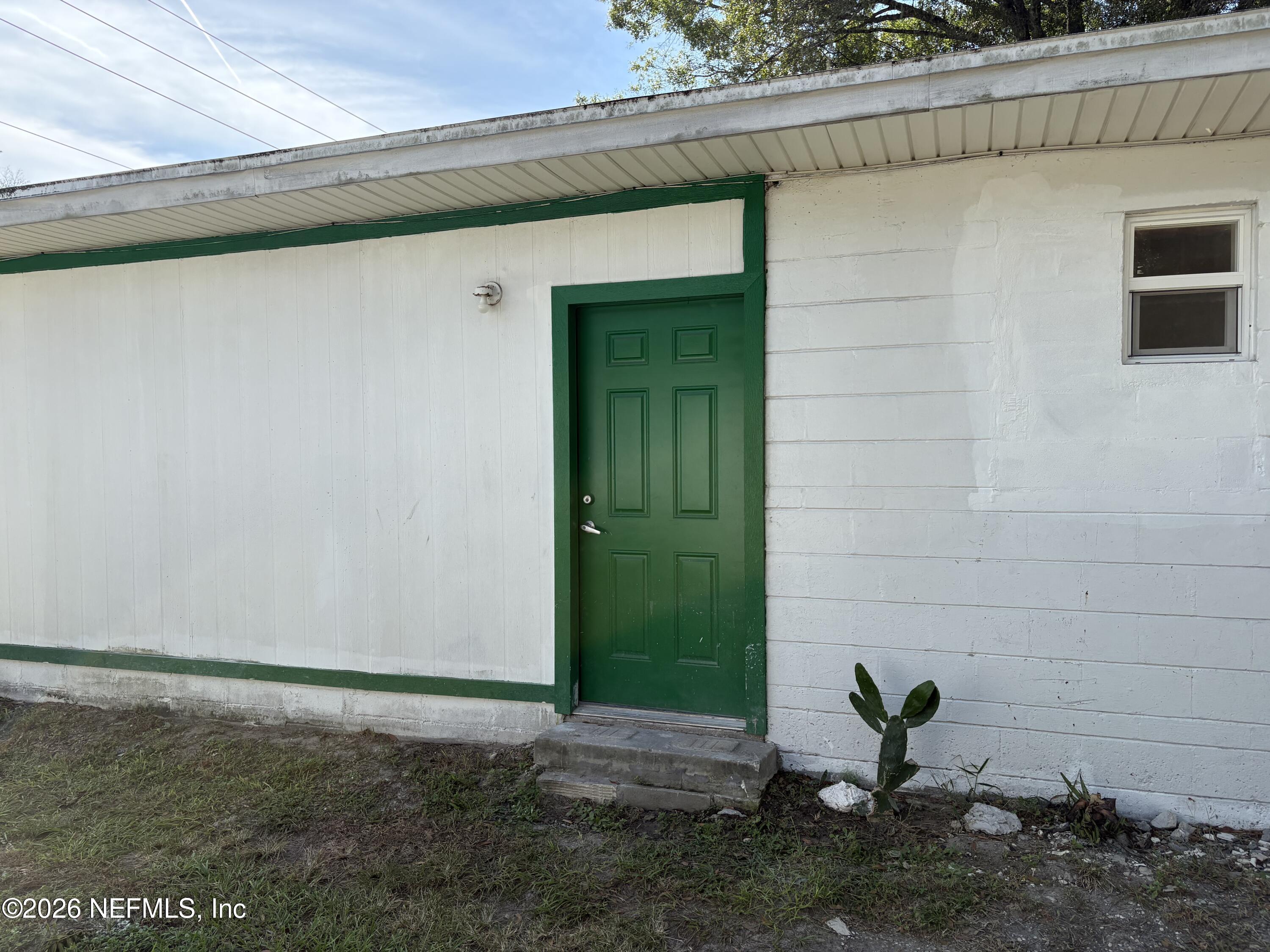 2344 Rogero Road Jacksonville, FL 32211 - Photo 4 of 26 Rightside door 100926