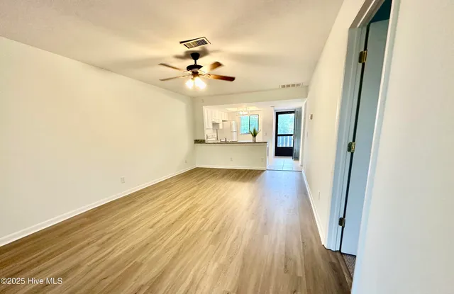 $1,450 | 4451 Holly Tree Road, Wilmington, NC 28412