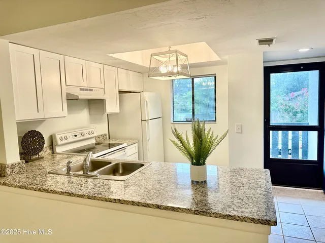 $1,450 | 4451 Holly Tree Road, Wilmington, NC 28412