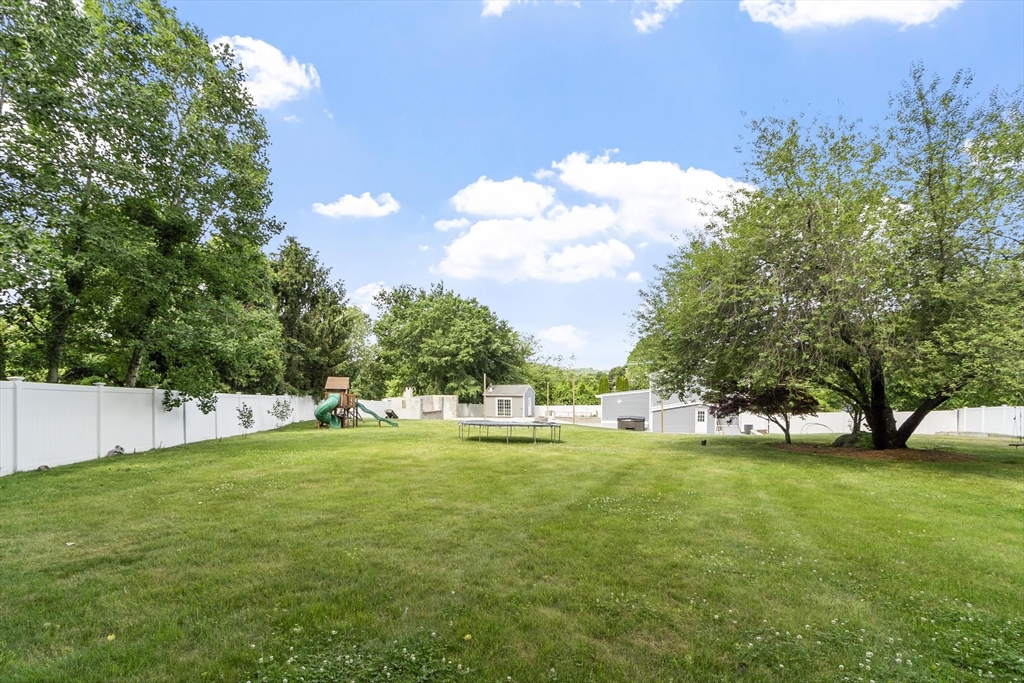 92 Hosmer Street Hudson, MA 01749 - Photo 29 of 31