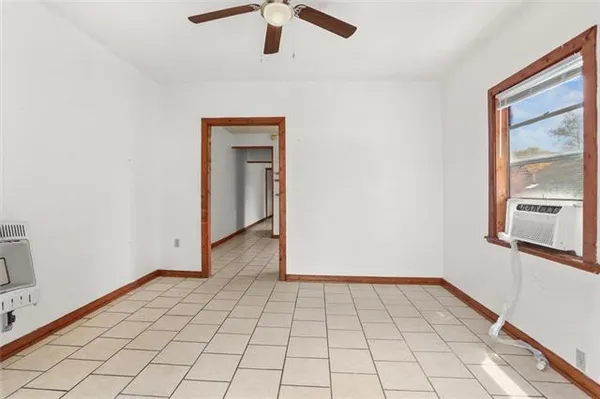 $1,200 | 623 Alvar Street, Unit 2, New Orleans, LA 70117